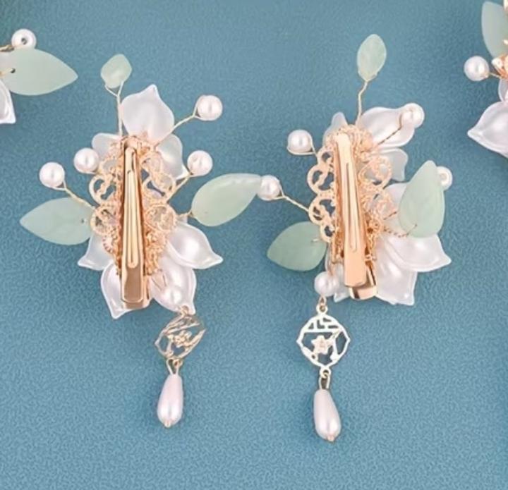 Заколки для волос