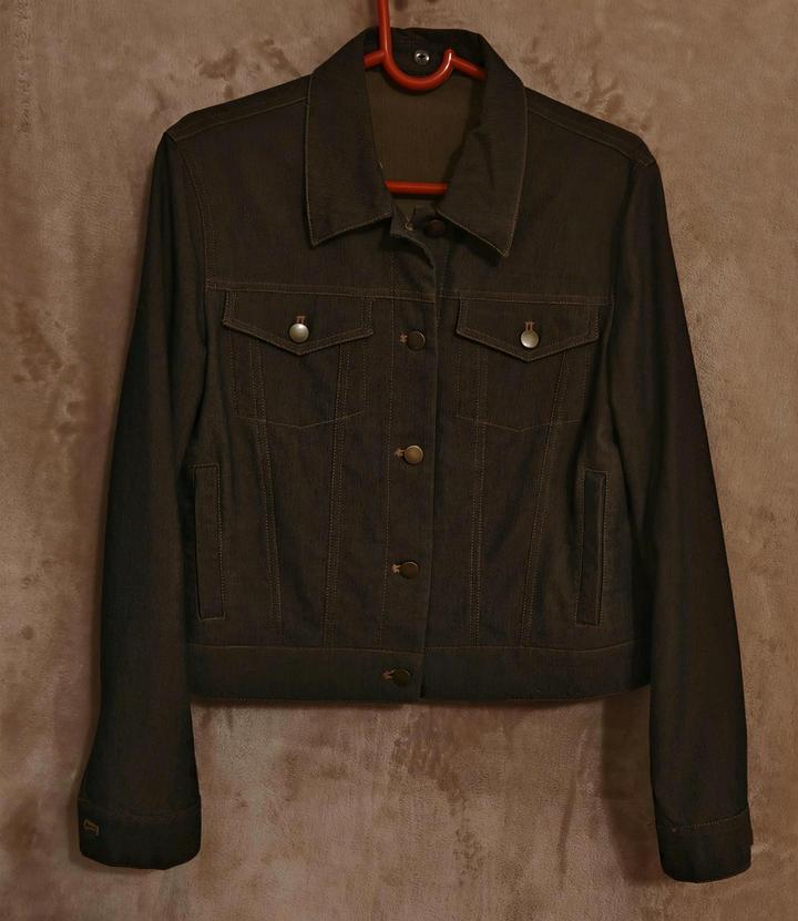 Джинсовая куртка