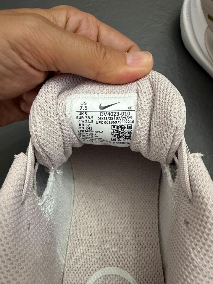 Кроссовки Nike оригинал