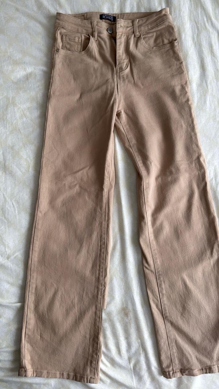 Прямые джинсы