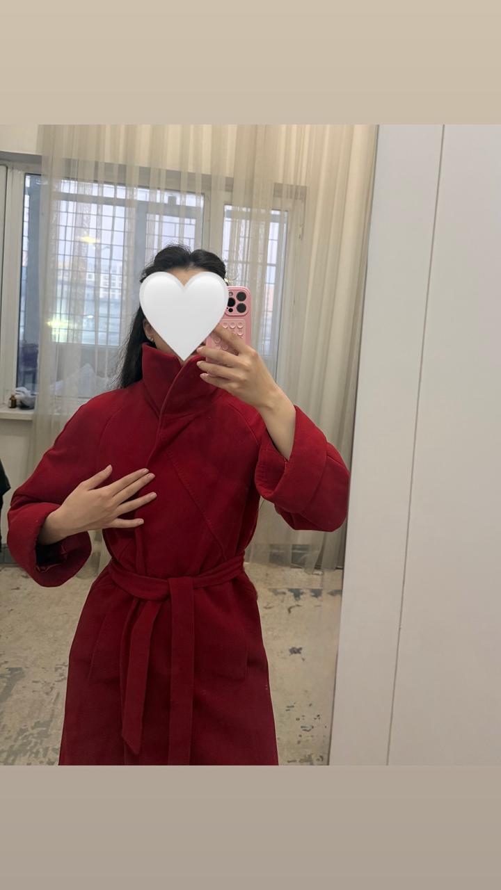 Пальто женское в темно красном цвете