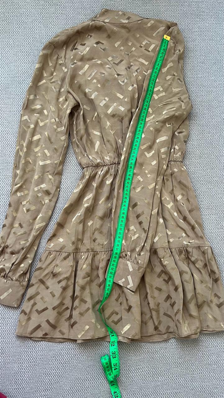 Темно-бежевое коктейльное платье Lime