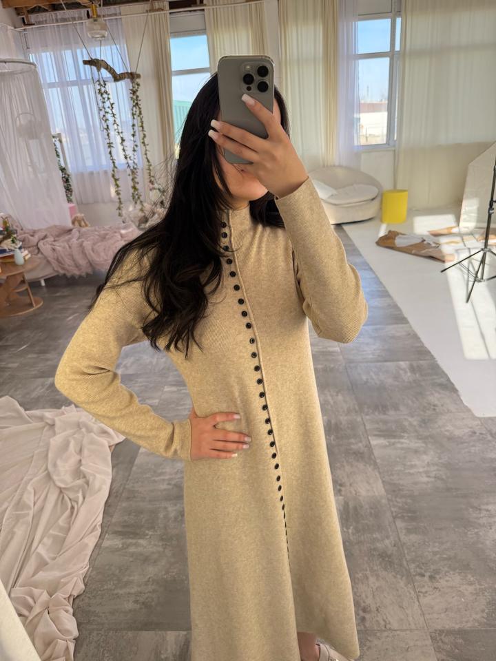 Платье бежевое