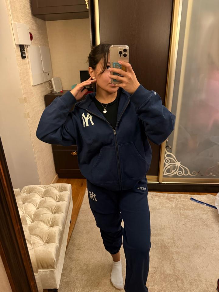 Двойка новая Sporty & Rich