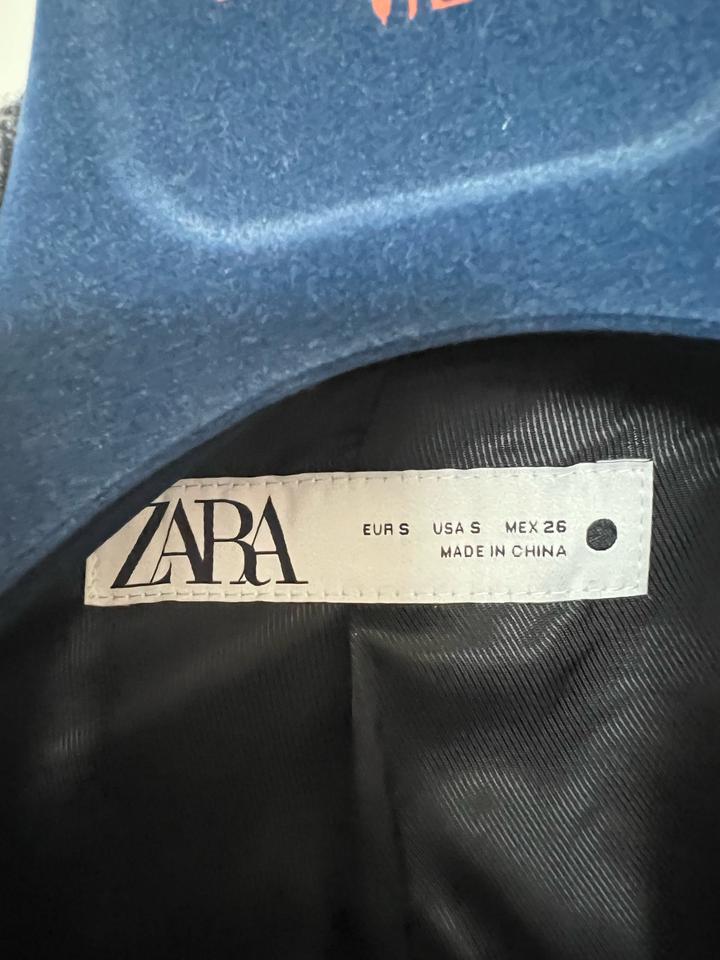 Пиджак шерстянной