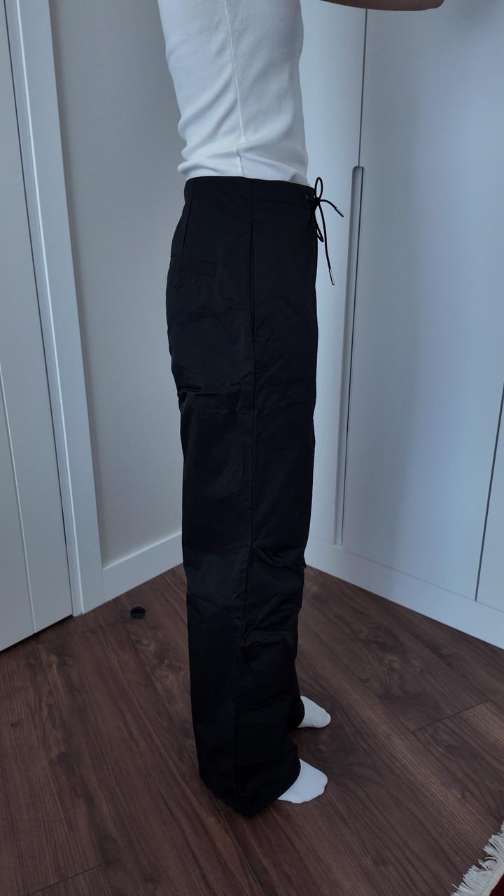Черные штаны Calvin Klein