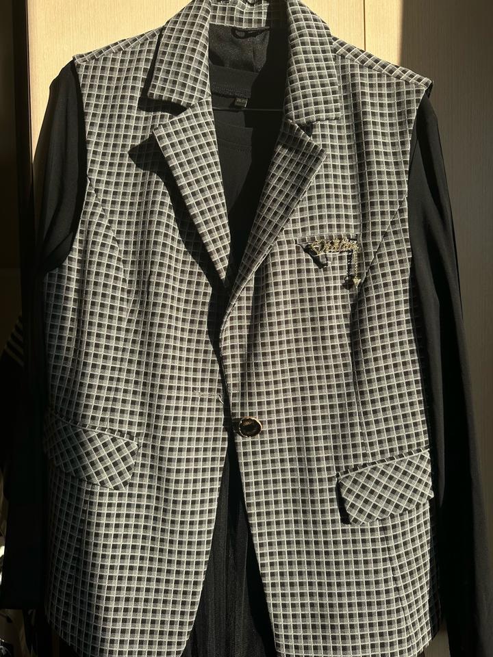 Платье с жилеткой