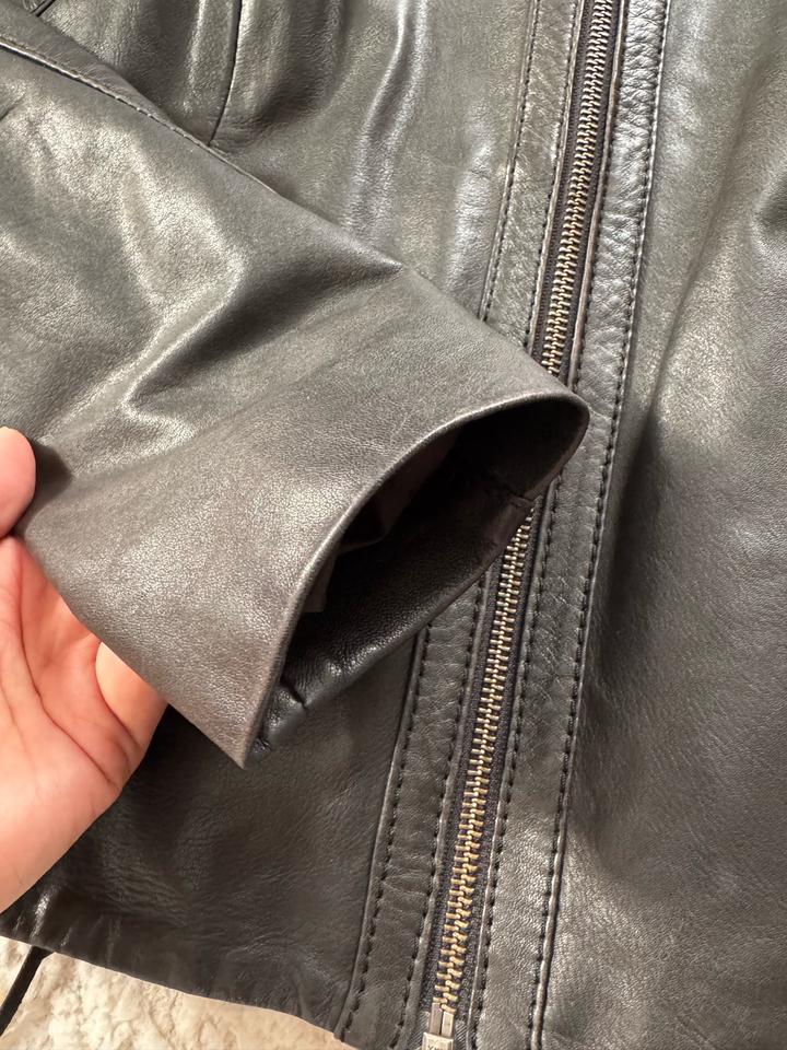 Кожаная куртка Oakwood