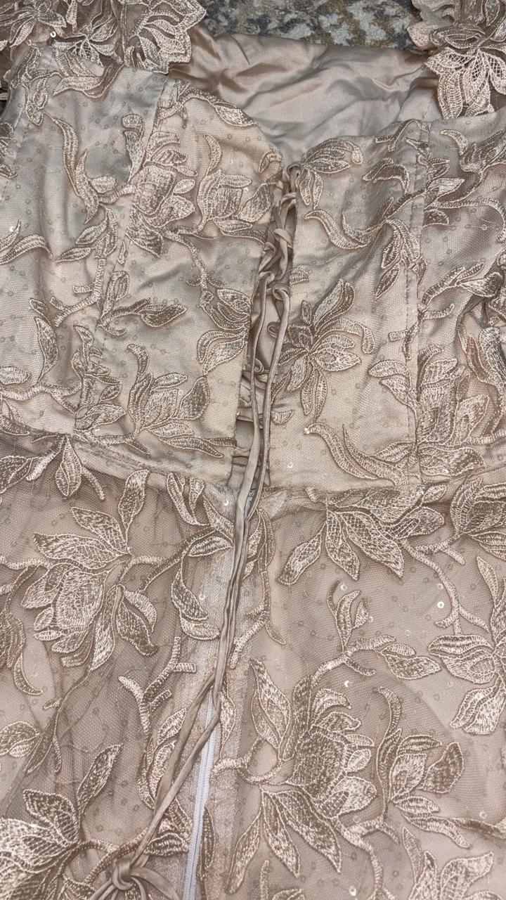 Нарядное платье