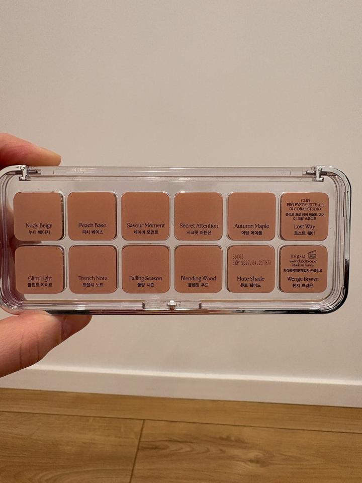 Палетка теней Clio