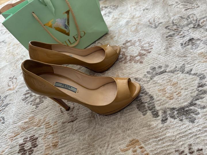 Туфли Prada