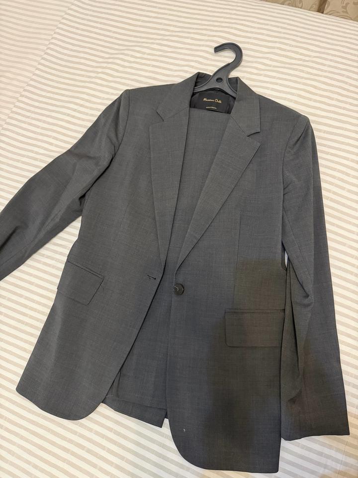 Серый костюм Massimo Dutty