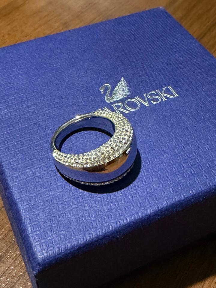 Кольцо Swarovski Pebble