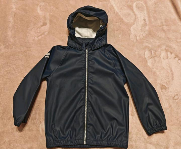 Куртка-дождевик