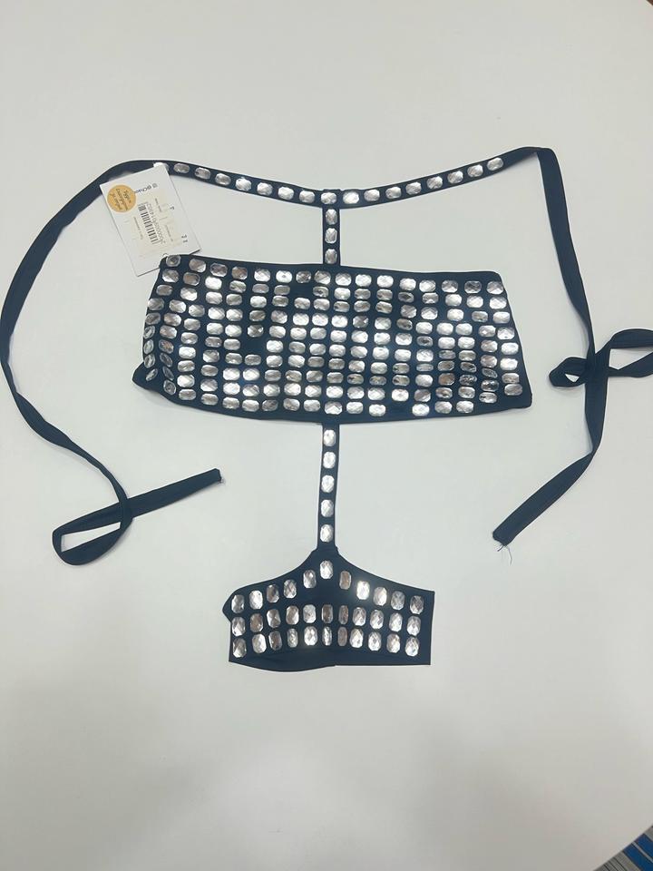 Π’ΠΎΠΏ Ρ ΠΊΠ°ΠΌΠ½ΡΠΌΠΈ