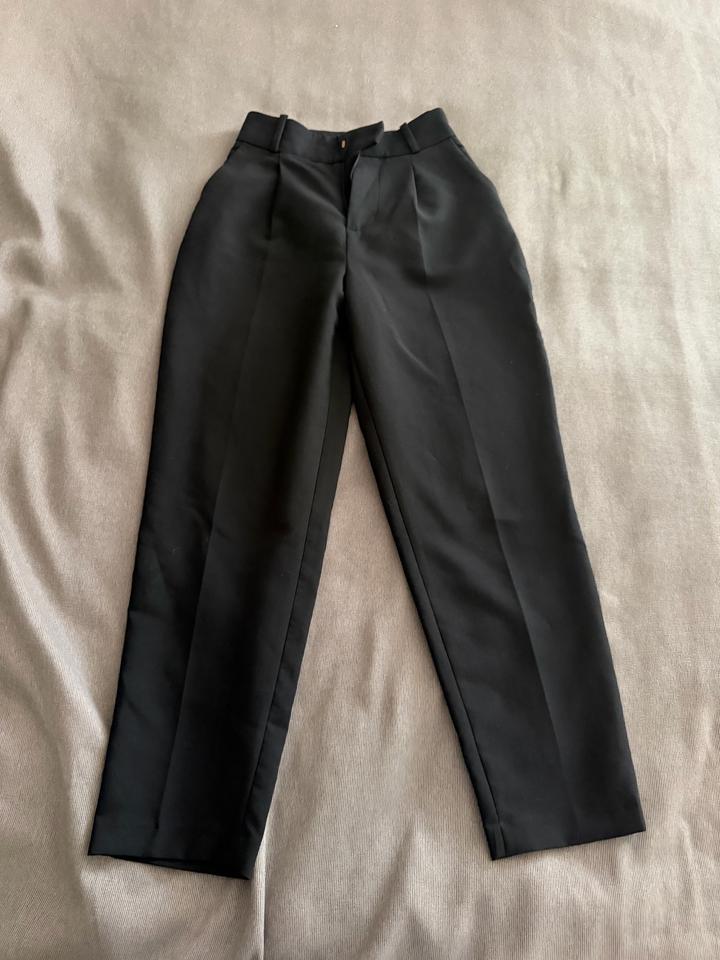 Классические черные брюки Zara