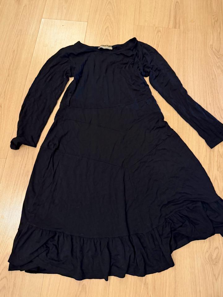 Черное платье Rinascimento