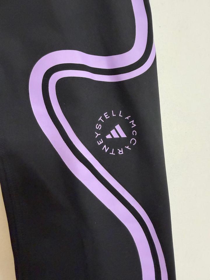 Одежда для спорта и прогулок от adidas Stella McCartney