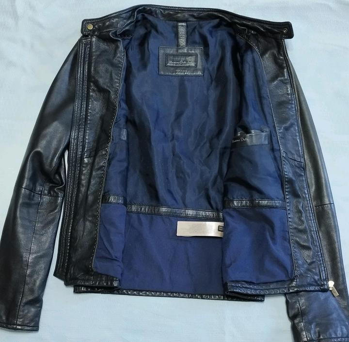 Кожаная куртка Massimo Dutti