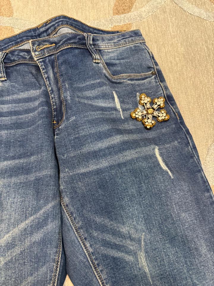 Продам джинсы