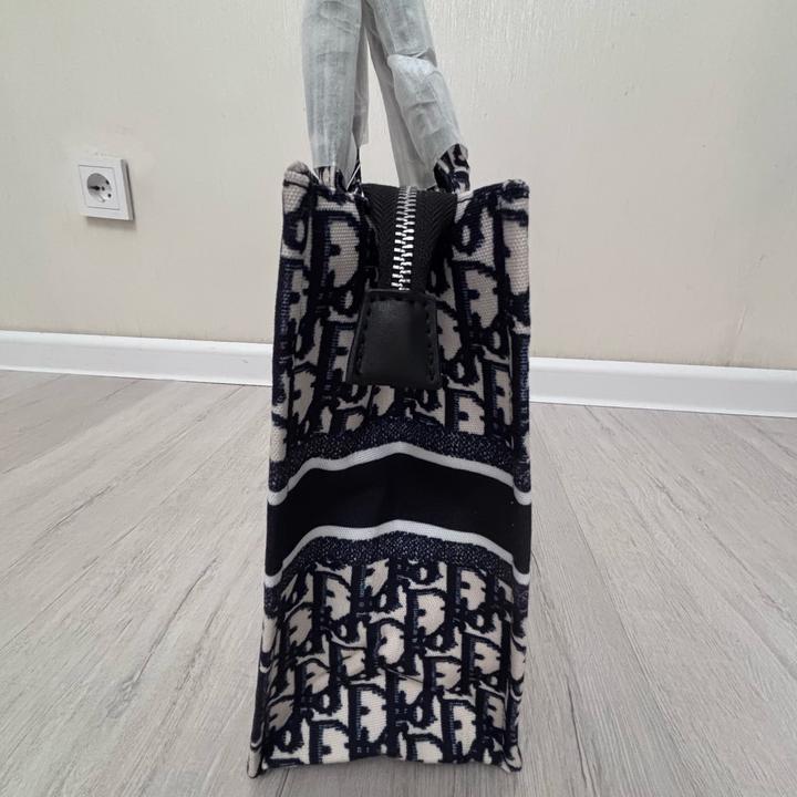 Шопер Dior Book Tote (текстиль)