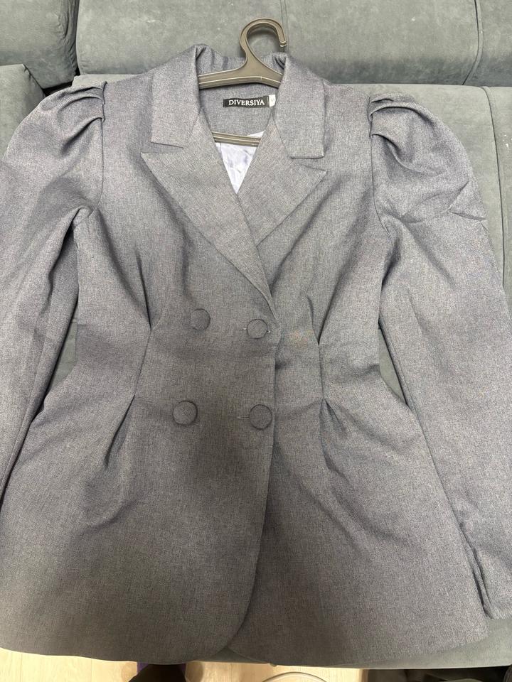 Приталенный пиджак s