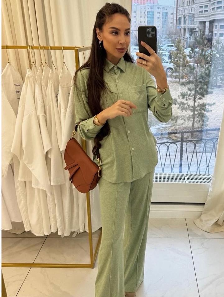 Продам костюм от Alisha atelier