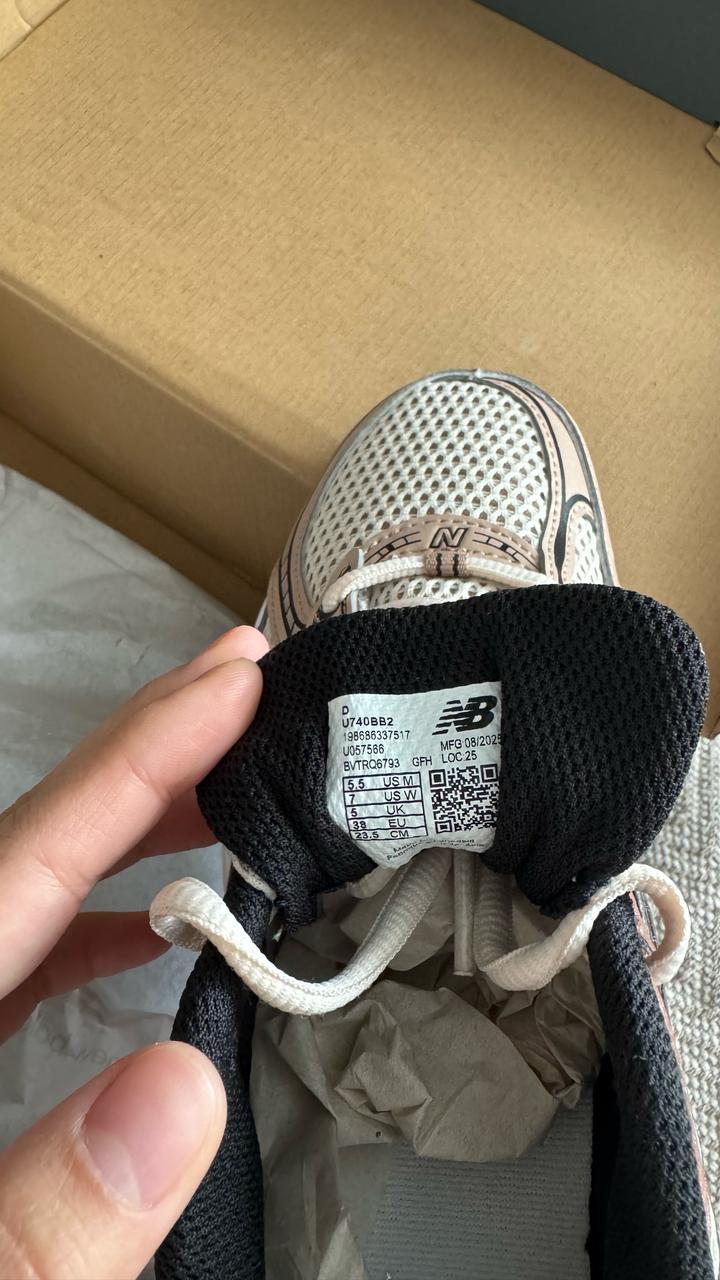 New balance 740