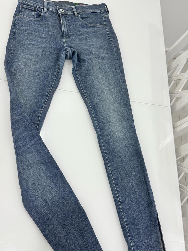 Джинсы женские