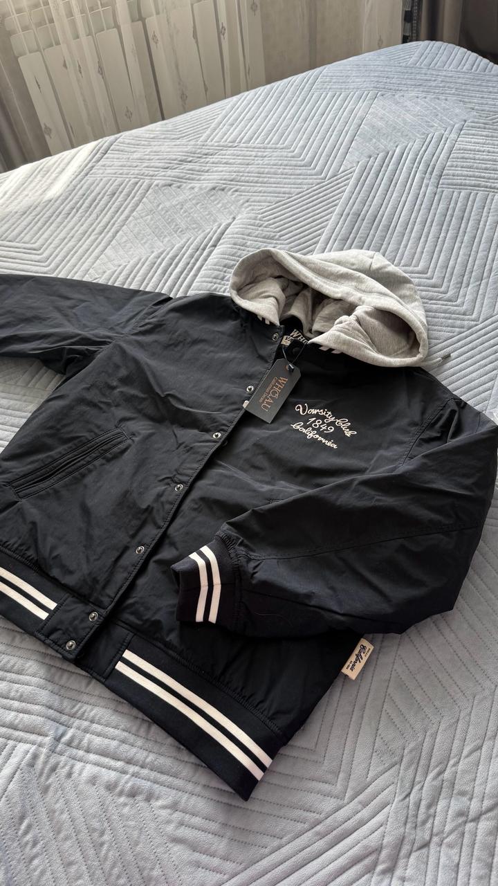 Продам бомбер от Who a u