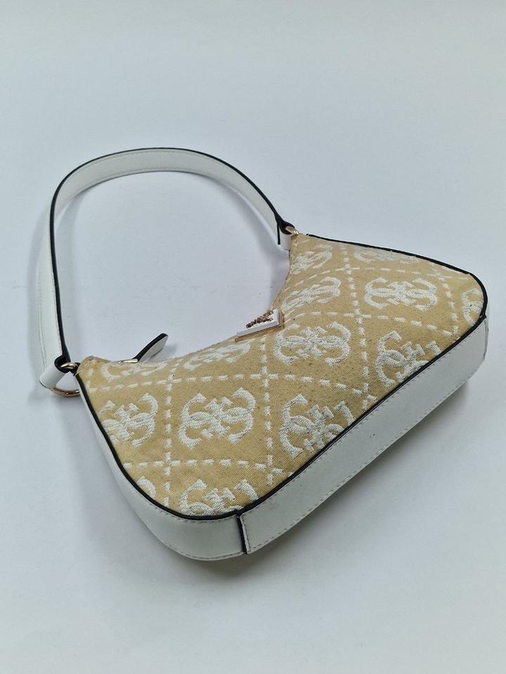 Сумка Guess