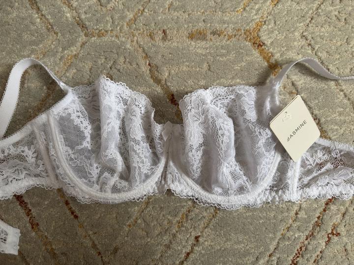 Кружевной белый лиф