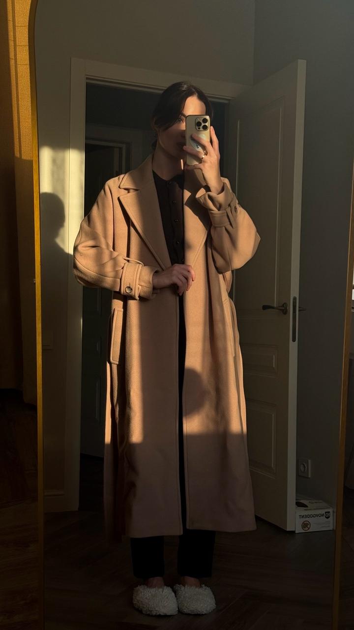 Коричневое пальто Zara