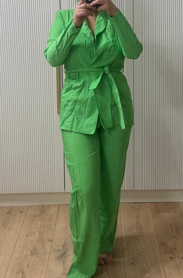 Костюм на лето