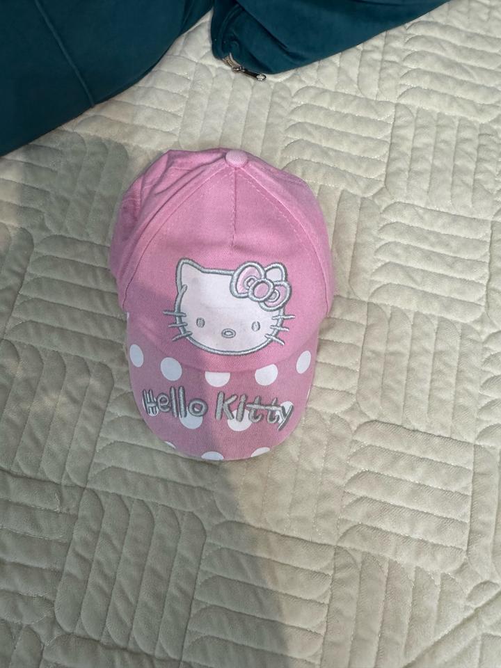 Шарф и кепка