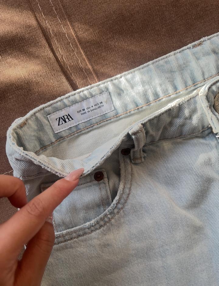 Джинсы Zara