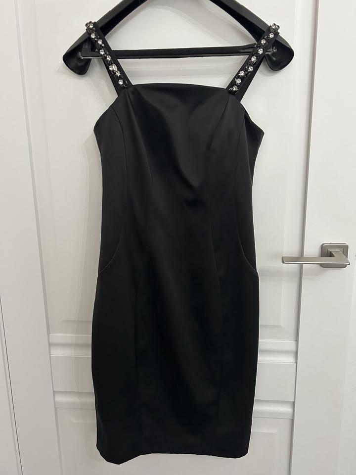 Черное платье Love Republic