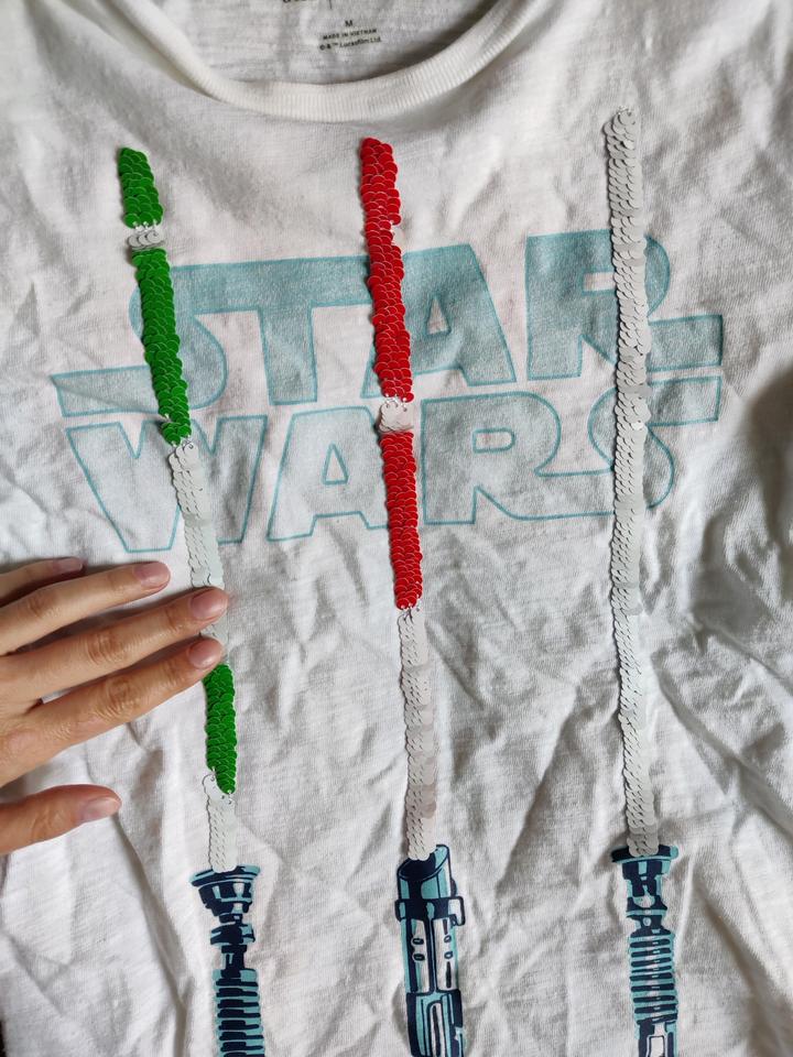 Футболка GAP Star Wars (Звездные войны) с объемными мечами, размер M (140-150 см