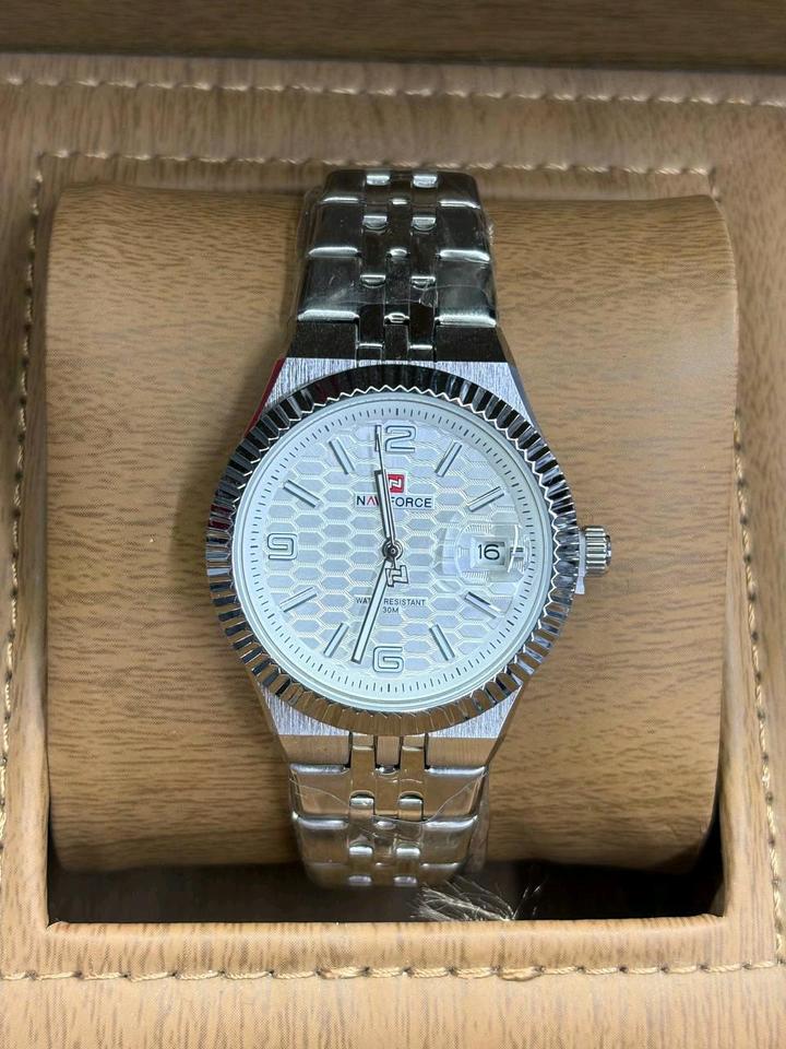 Мужские часы NAVIFORCE