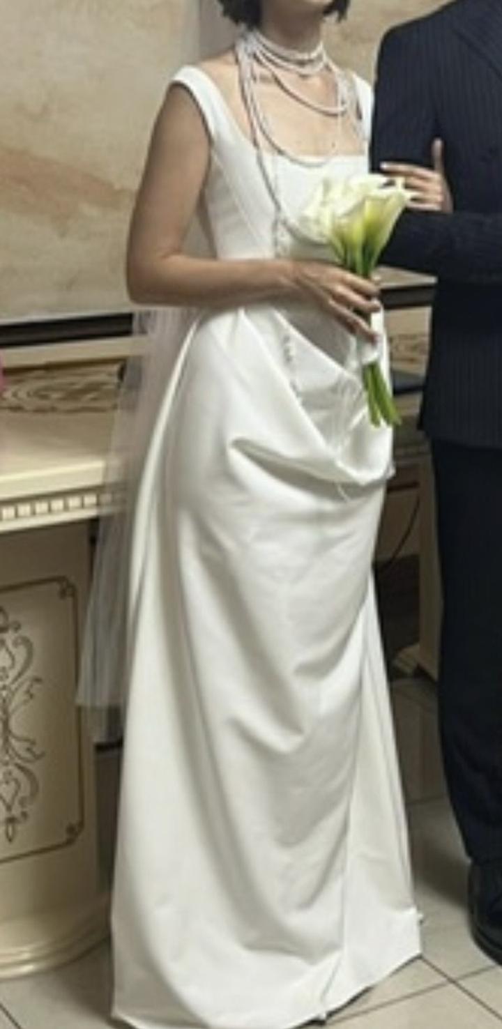 Белое платье