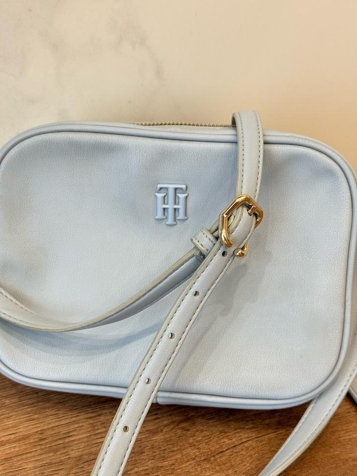 Сумка кроссбоди Tommy Hilfiger