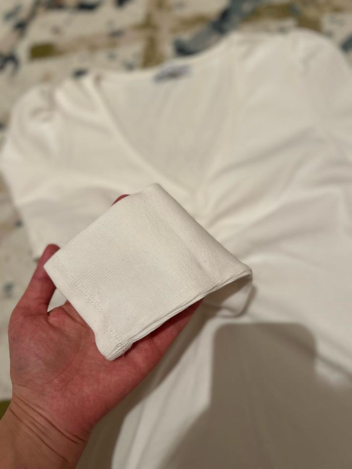 Белый лонгслив (кофта)