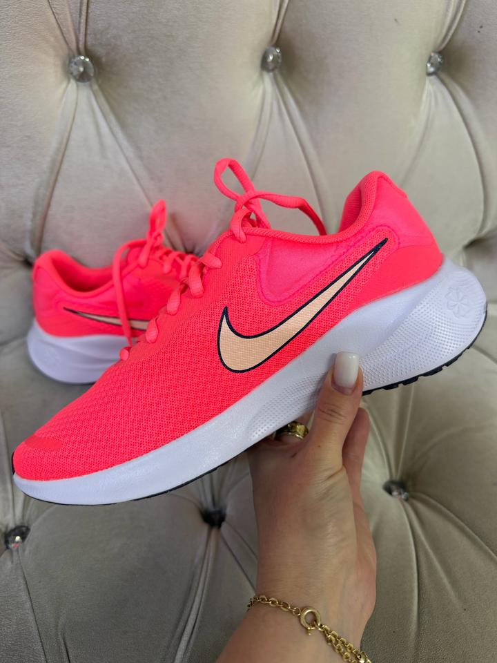 Кроссовки Nike