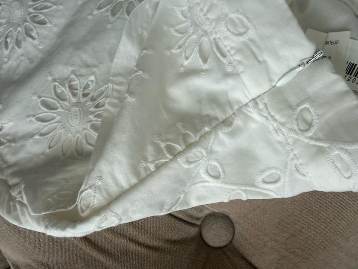 Белые шорты ZARA