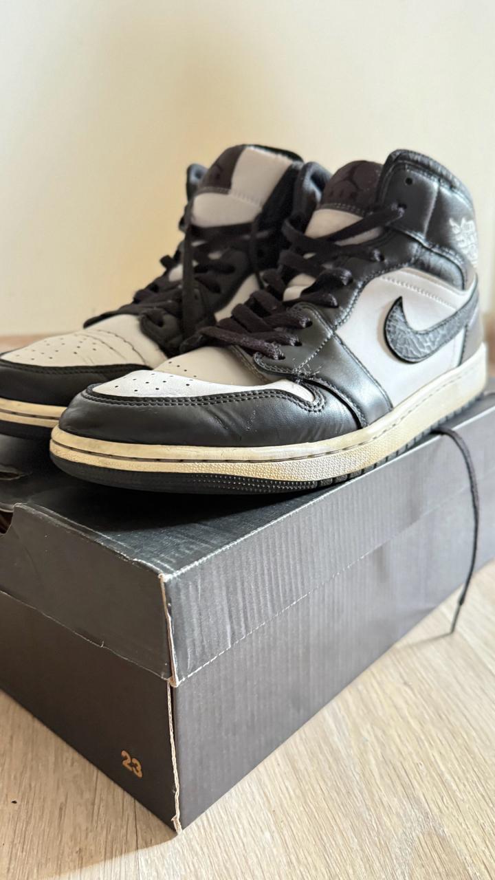 Кроссовки Nike Air Jordan черно белые