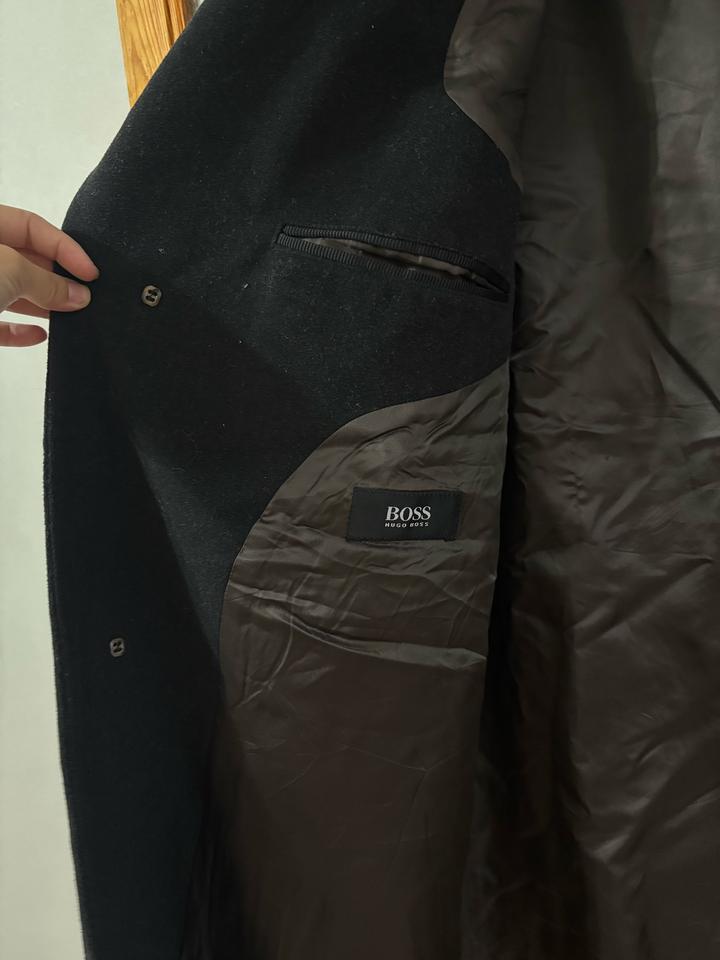 Винтажное мужское пальто Hugo boss