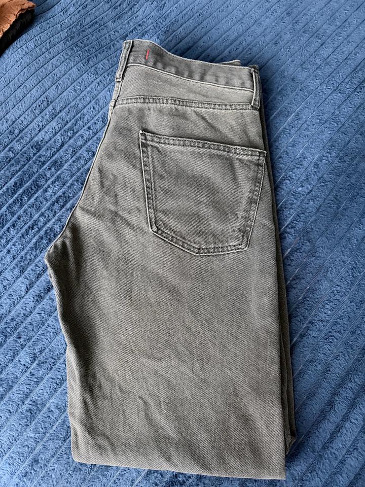 Джинсы Zara
