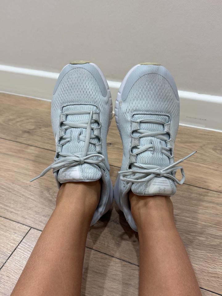 Кроссовки under armour