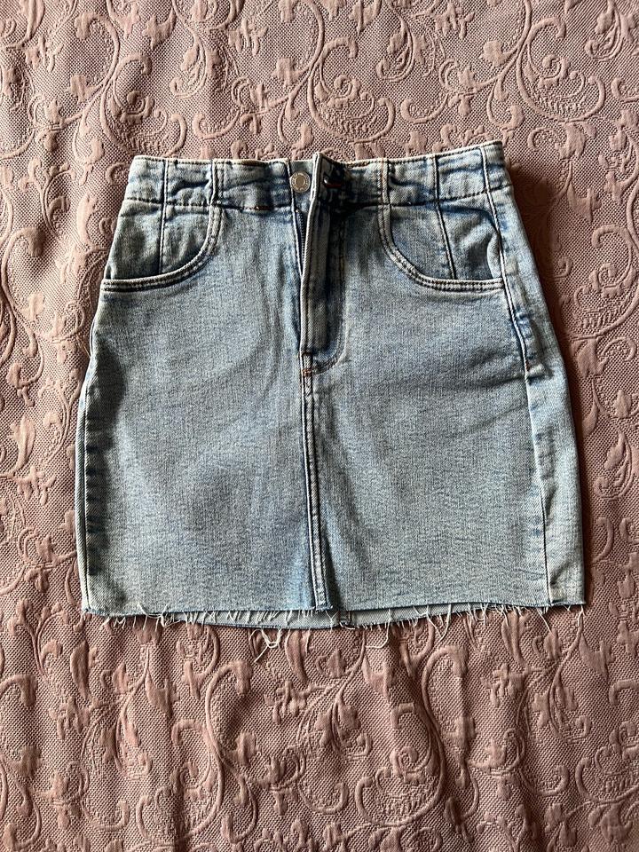 Джинсовая мини юбка Bershka