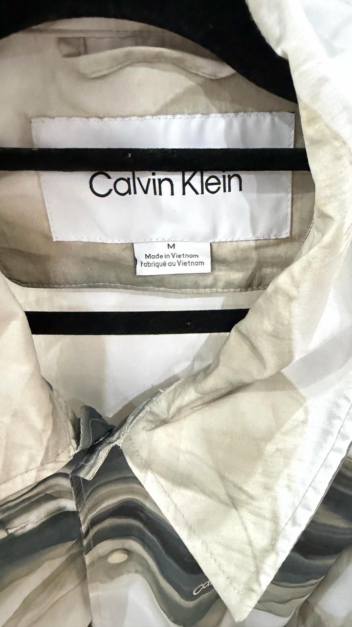 Легкая мужская ветровка Calvin Klein